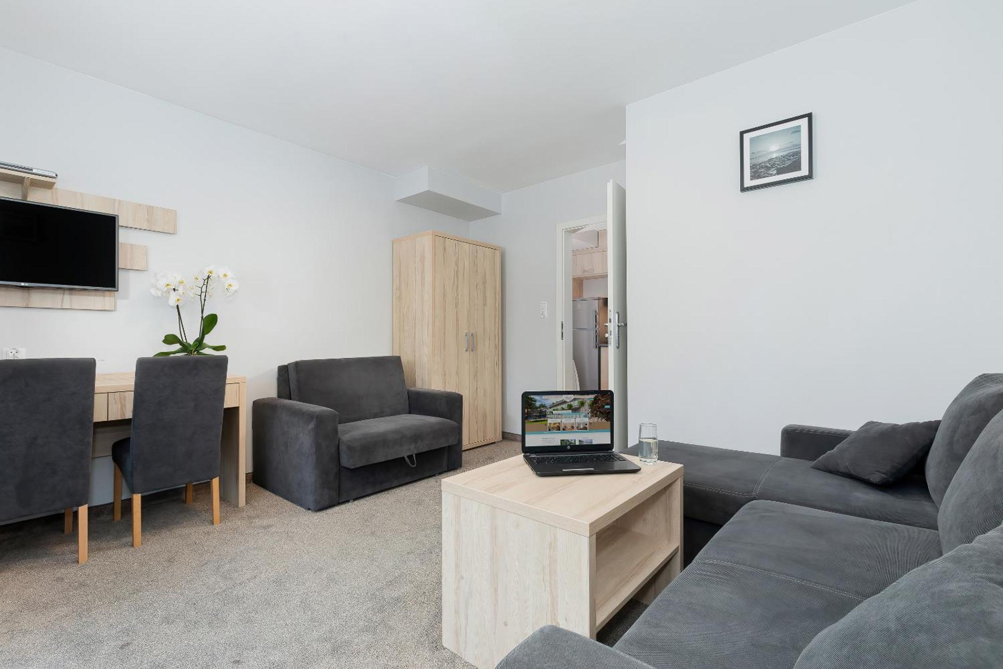 Apartamenty Angela ポビエロボ エクステリア 写真
