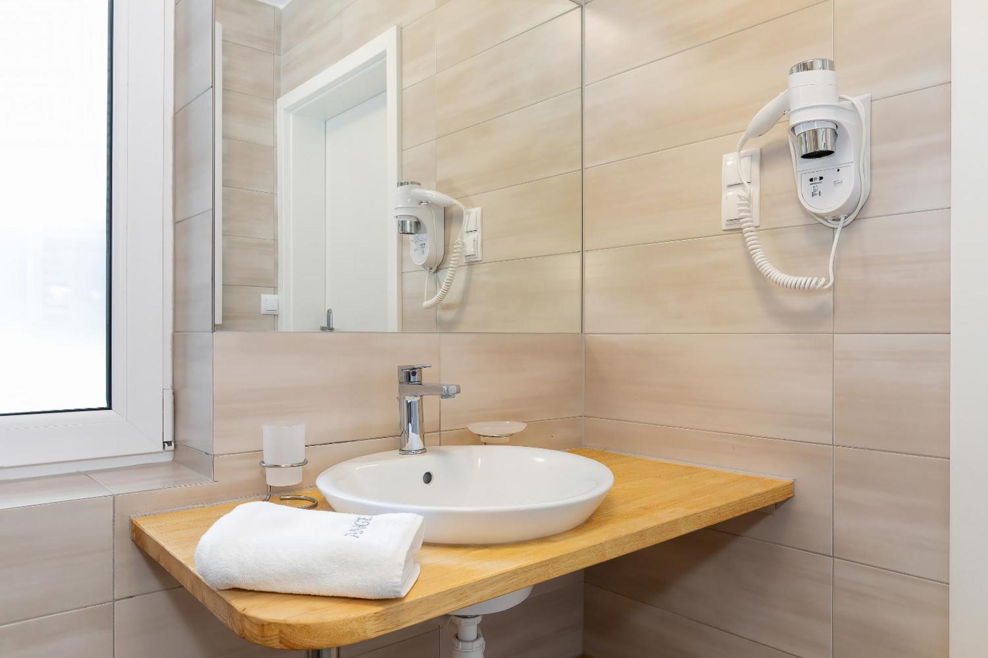 Apartamenty Angela ポビエロボ エクステリア 写真