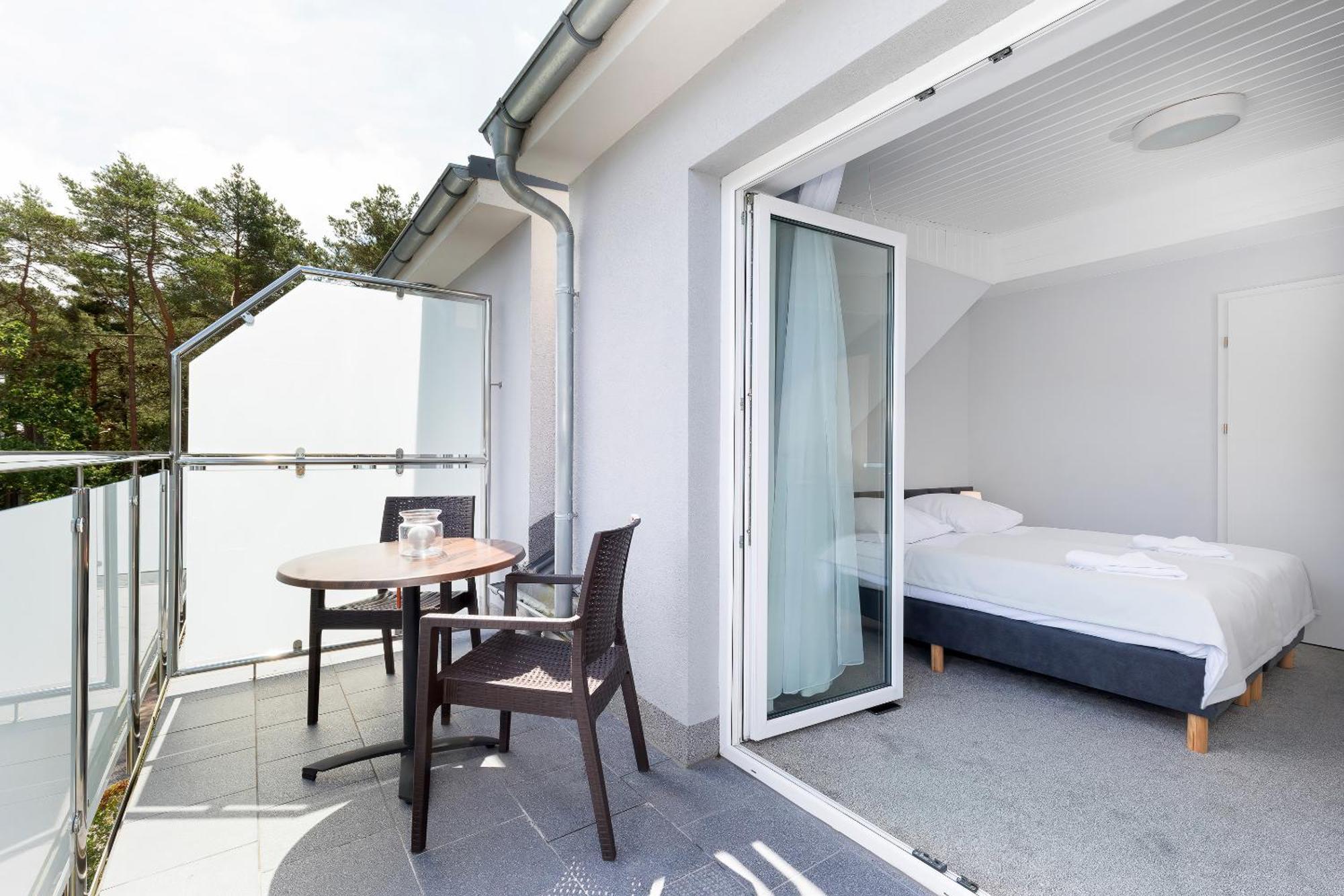 Apartamenty Angela ポビエロボ エクステリア 写真